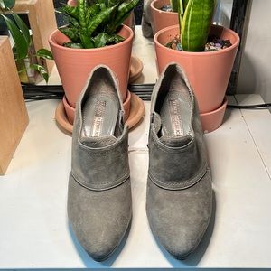 Elegant booties